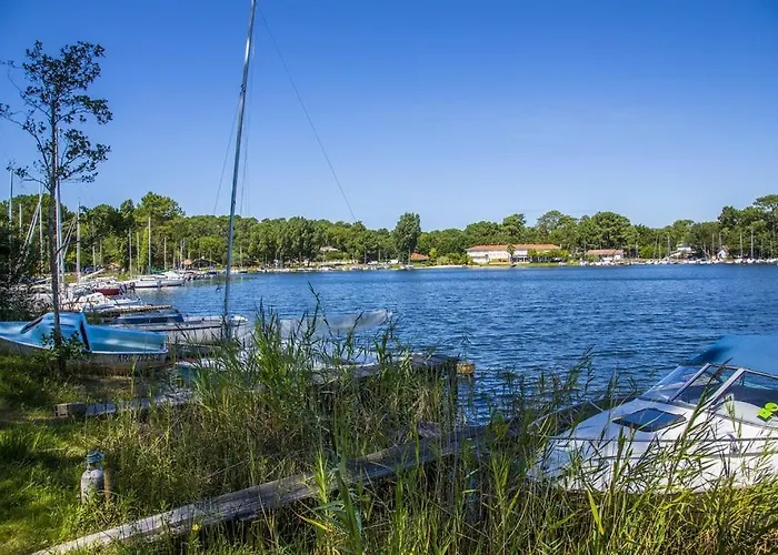 شقة Duplex Classe 2 Etoiles Avec Parking Privatif Pour 6 Personnes *