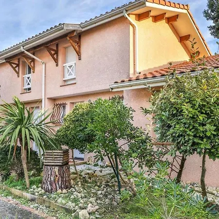 Апартаменты Duplex Classe 2 Etoiles Avec Parking Privatif Pour 6 Personnes