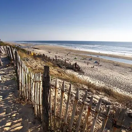 Duplex Classe 2 Etoiles Avec Parking Privatif Pour 6 Personnes