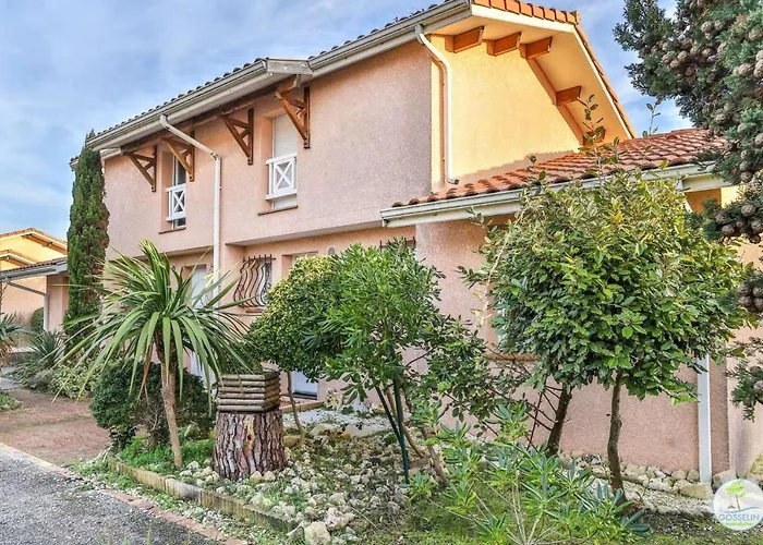 Daire Duplex Classe 2 Etoiles Avec Parking Privatif Pour 6 Personnes